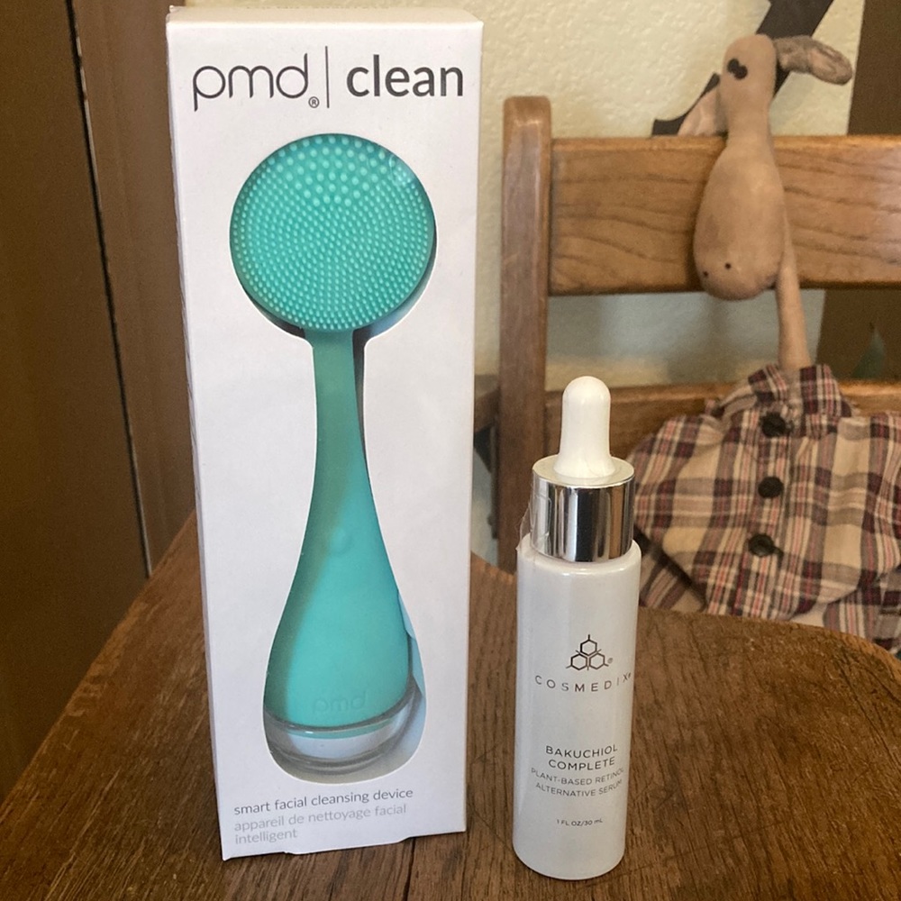 PMD clean Smart Facial Cleansing Device & COSMEDIX Bakuchiol Serum Bundl…